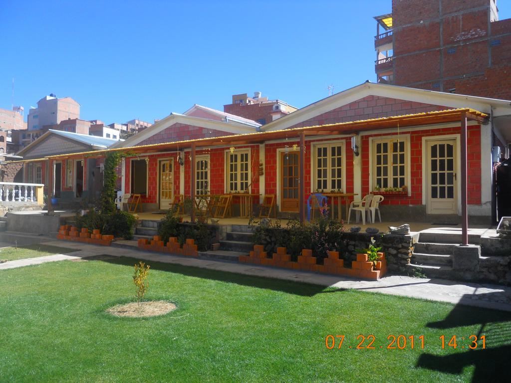Hostal La Casa Del Sol Copacabana  Exterior photo