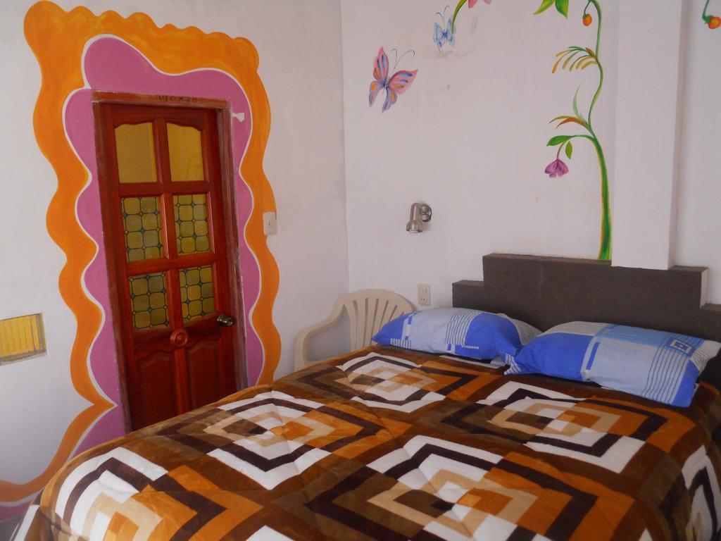 Hostal La Casa Del Sol Copacabana  Exterior photo
